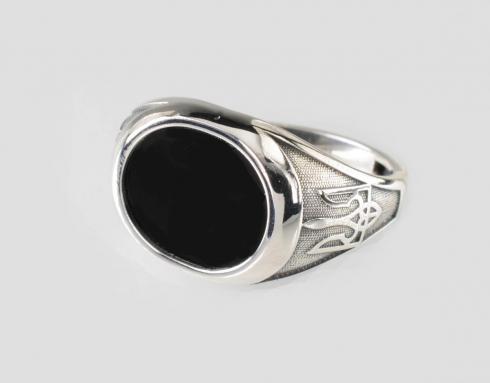 Чоловічий срібний перстень з Гербом України